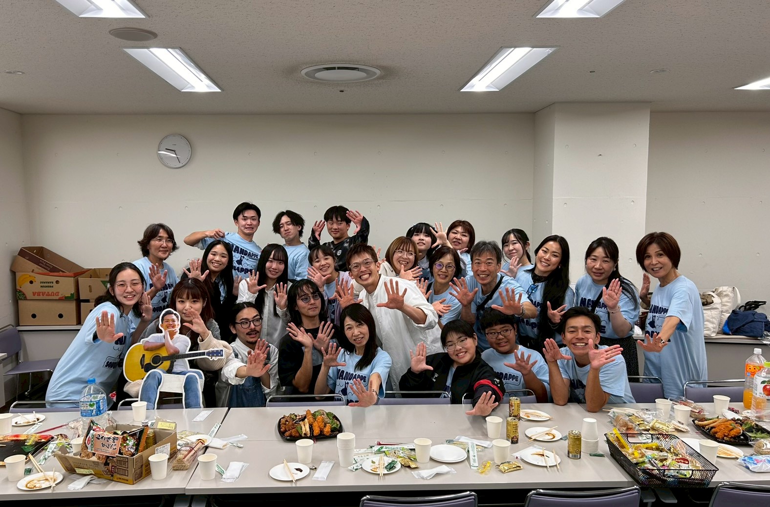 バックステージでの打ち上げ