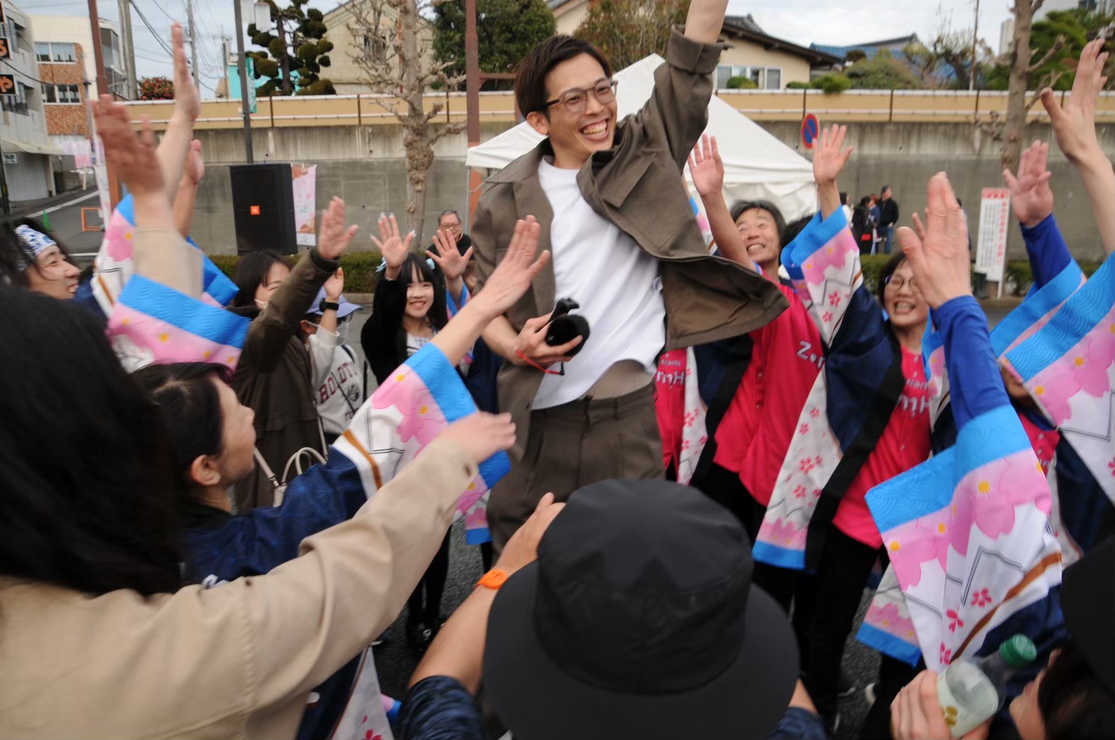 佐藤駿のパフォーマンス風景